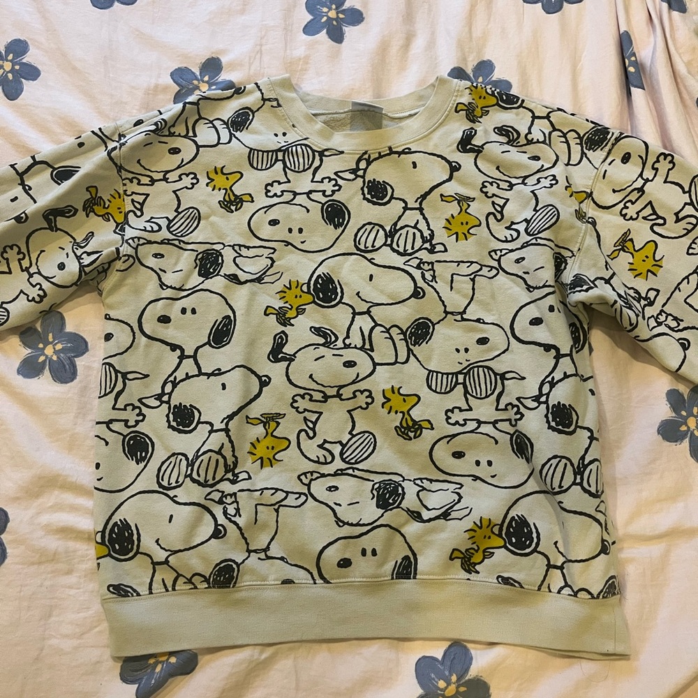 XL Snoopy crewneck